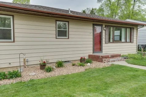 1821 16th Street S Moorhead MN 56560