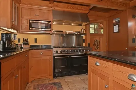 139 Howard Gnesen Road Duluth MN 55811