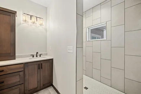 927 Maple Street Kindred ND 58051