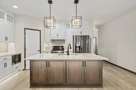 927 Maple Street Kindred ND 58051