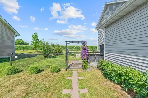371 Cedar Avenue N Maple Lake MN 55358