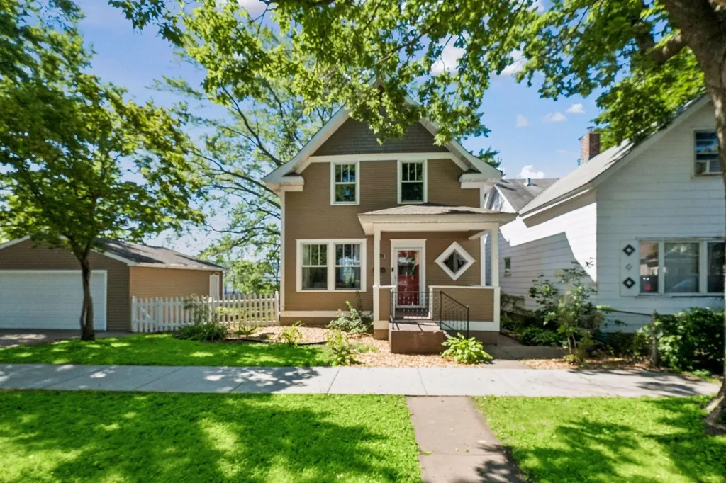 320 Michigan Street Saint Paul MN 55102