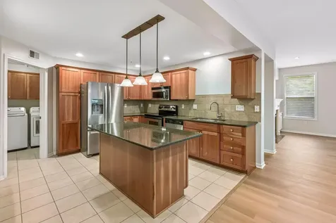 8292 Labont Way Eden Prairie MN 55344