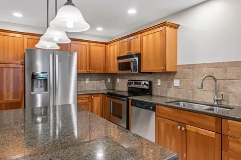 8292 Labont Way Eden Prairie MN 55344