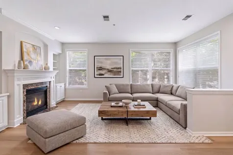 8292 Labont Way Eden Prairie MN 55344