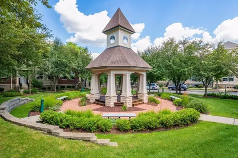 8292 Labont Way Eden Prairie MN 55344