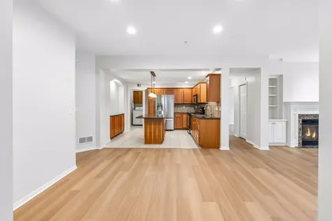 8292 Labont Way Eden Prairie MN 55344