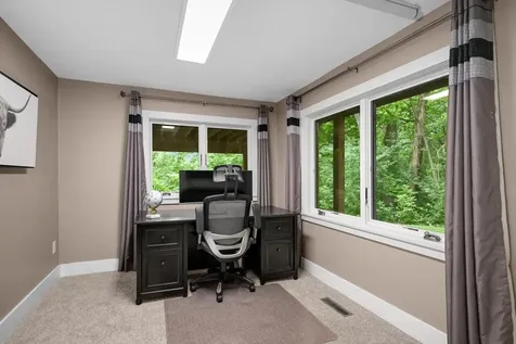 4870 Rusten Road Eagan MN 55122