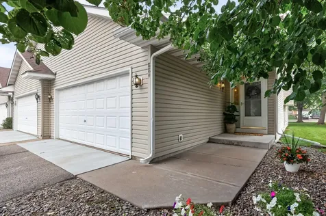 889 125th Drive NE Blaine MN 55434