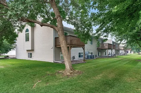 889 125th Drive NE Blaine MN 55434