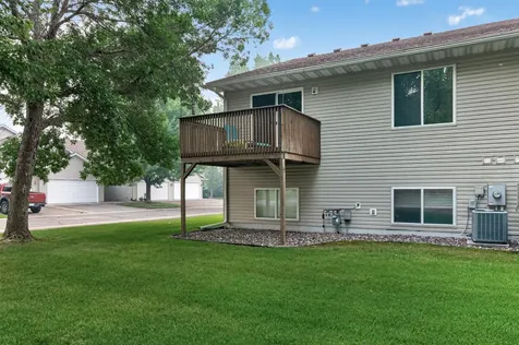 889 125th Drive NE Blaine MN 55434