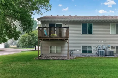 889 125th Drive NE Blaine MN 55434