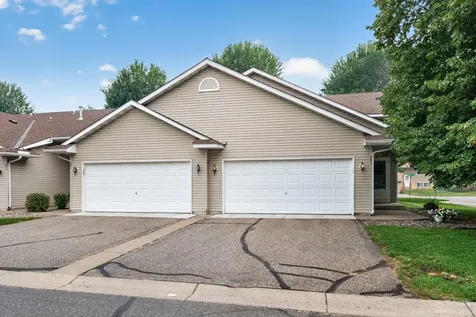 889 125th Drive NE Blaine MN 55434
