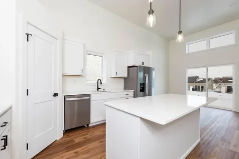 3734 33rd Street S Moorhead MN 56560