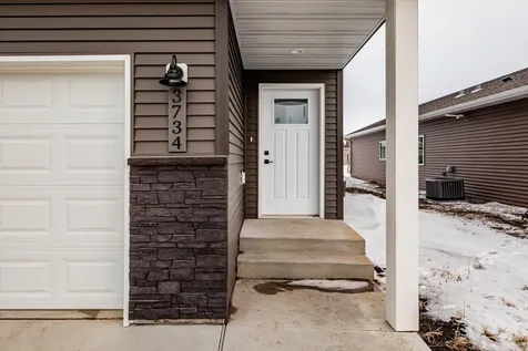 3734 33rd Street S Moorhead MN 56560
