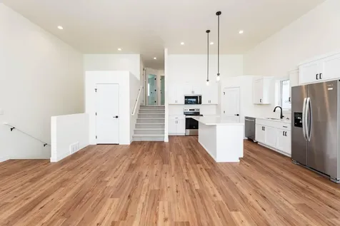 3734 33rd Street S Moorhead MN 56560