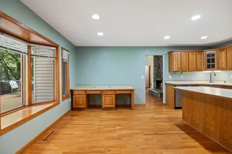 15700 Logarto Lane Burnsville MN 55306