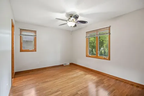 15700 Logarto Lane Burnsville MN 55306