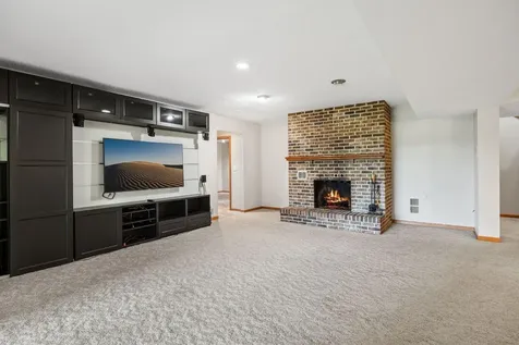 15700 Logarto Lane Burnsville MN 55306