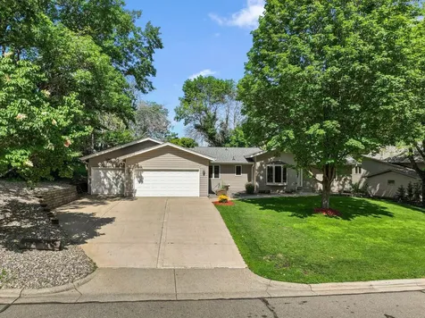 15700 Logarto Lane Burnsville MN 55306