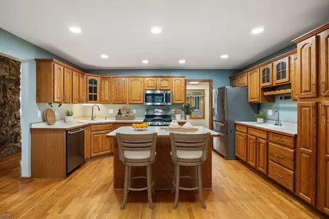 15700 Logarto Lane Burnsville MN 55306