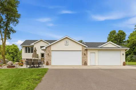 5885 Dalton Avenue SE Delano MN 55328