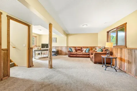5885 Dalton Avenue SE Delano MN 55328