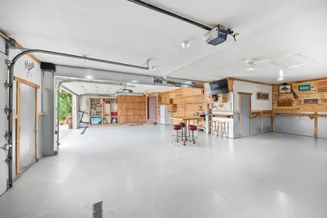 5885 Dalton Avenue SE Delano MN 55328