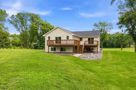 5885 Dalton Avenue SE Delano MN 55328