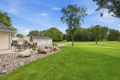 5885 Dalton Avenue SE Delano MN 55328