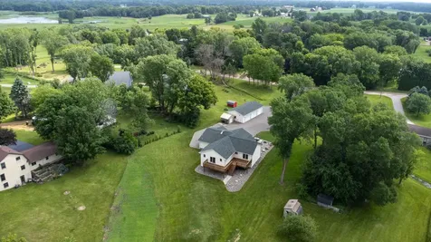 5885 Dalton Avenue SE Delano MN 55328