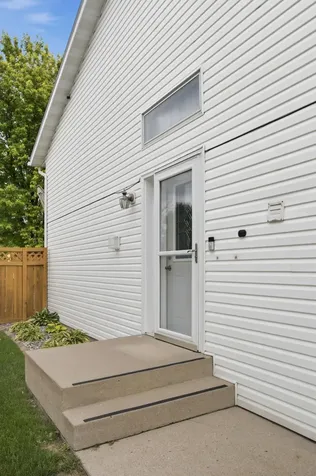 1912 50th Street S Fargo ND 58103