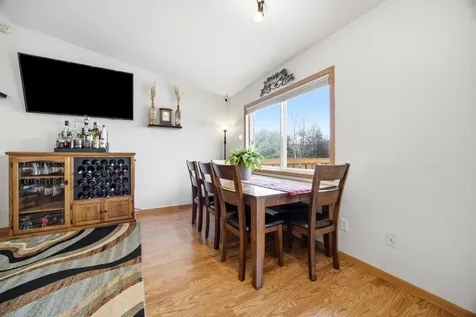 1912 50th Street S Fargo ND 58103