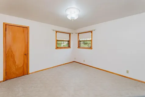 711 Forest Street Lisbon ND 58054