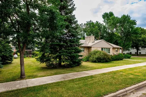 711 Forest Street Lisbon ND 58054