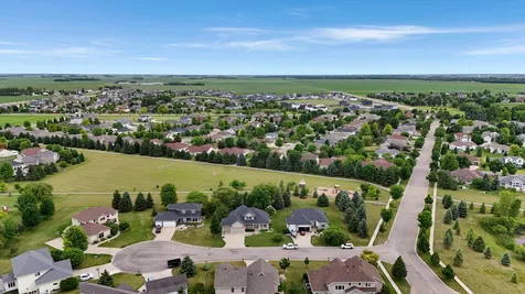309 43rd Avenue S Moorhead MN 56560