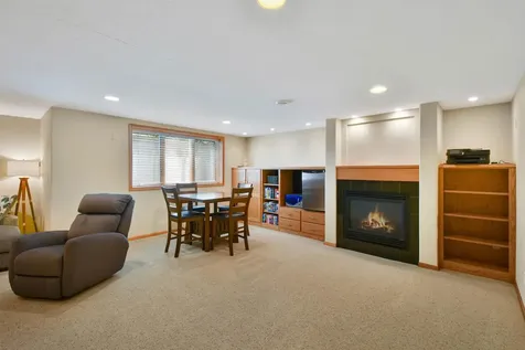 309 43rd Avenue S Moorhead MN 56560