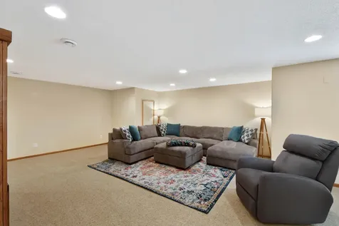 309 43rd Avenue S Moorhead MN 56560