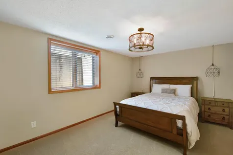 309 43rd Avenue S Moorhead MN 56560