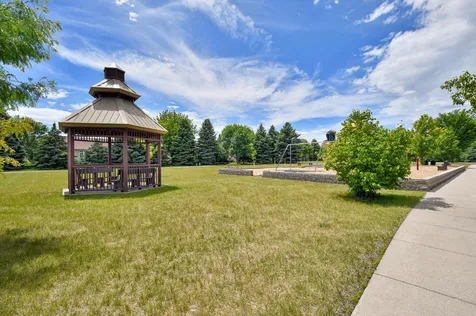 309 43rd Avenue S Moorhead MN 56560