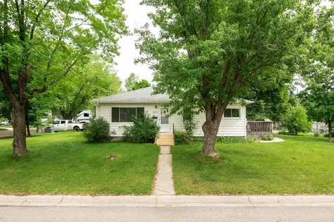 515 15th Avenue W Alexandria MN 56308