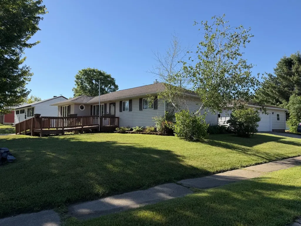 202 Kent Road Hoyt Lakes MN 55750