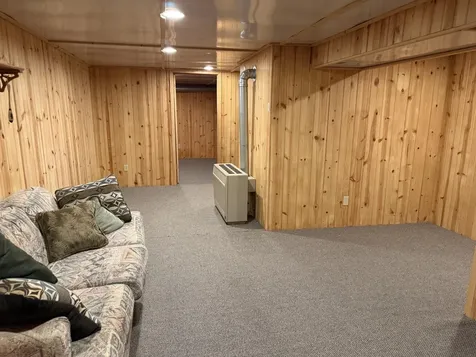 202 Kent Road Hoyt Lakes MN 55750