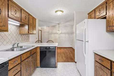 1799 1/2 County Road E White Bear Lake MN 55110