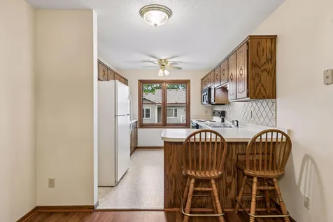 1799 1/2 County Road E White Bear Lake MN 55110