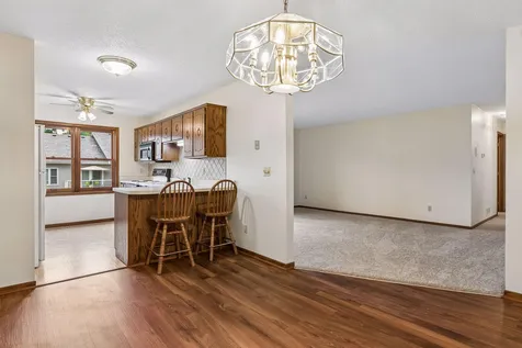 1799 1/2 County Road E White Bear Lake MN 55110