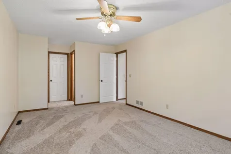 1799 1/2 County Road E White Bear Lake MN 55110