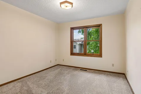 1799 1/2 County Road E White Bear Lake MN 55110