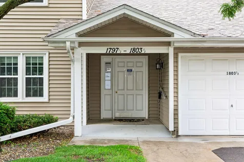 1799 1/2 County Road E White Bear Lake MN 55110