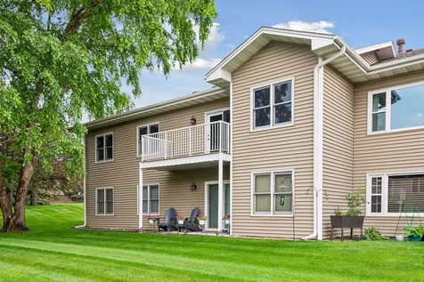 1799 1/2 County Road E White Bear Lake MN 55110